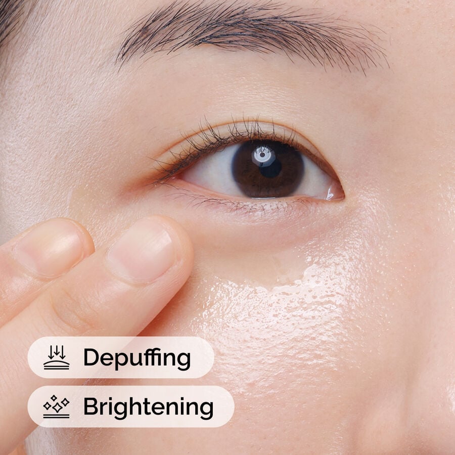 caffeine-solution-5-egcg-eye-serum-n7 ord-caffeine-solution-egcg-model-application-with-benefits.jpg