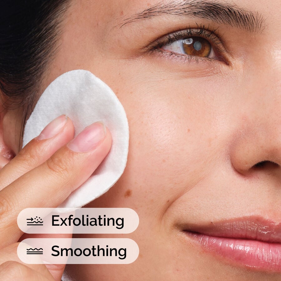 glycolic-acid-7-exfoliating-toner-n0 ord-glycolic-acid-exfoliating-toner-model-application-with-benefits.jpg