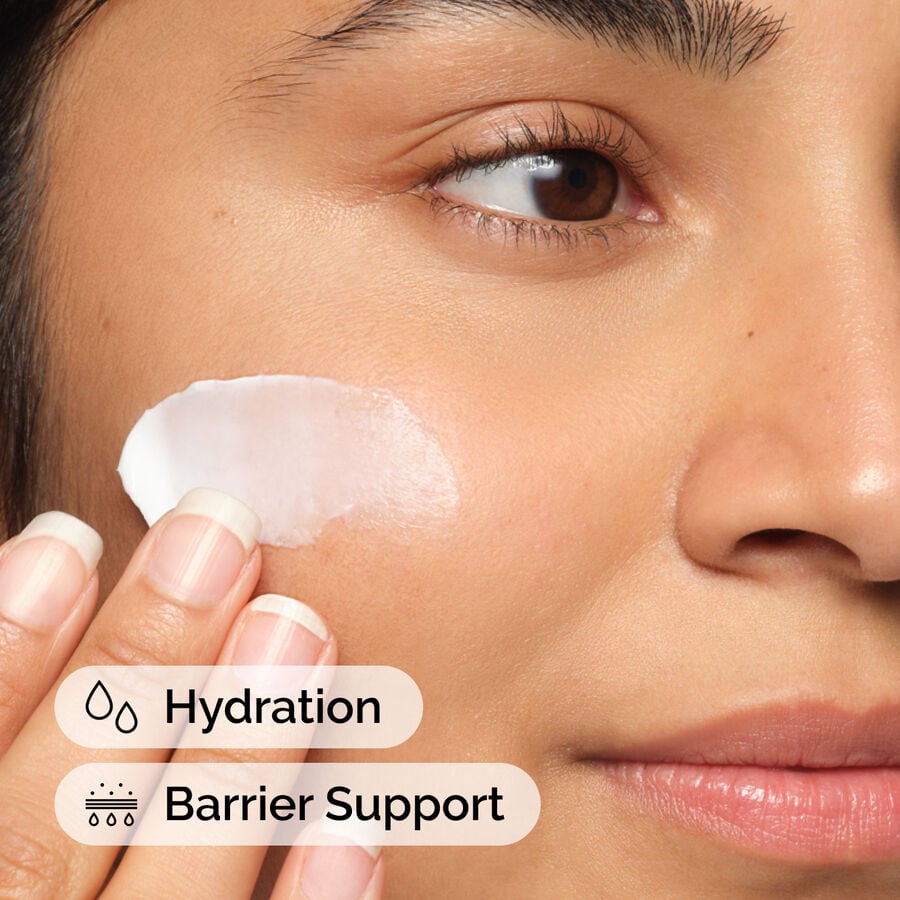 natural-moisturizing-factors-ha-r0 ord-natural-moisturizing-factors-ha-model-application-with-benefits.jpg